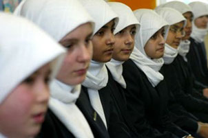 islamic education support, bantuan pembelajaran al-quran bagi golongan fakir miskin, pembelajaran islam, kelas mengaji, ilmu dunia dan akhirat